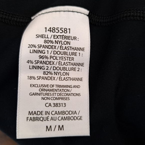 NWT Tuff Athletics Veda Active Tank Black Medium Workout Top with Built In Bra - Picture 7 of 12